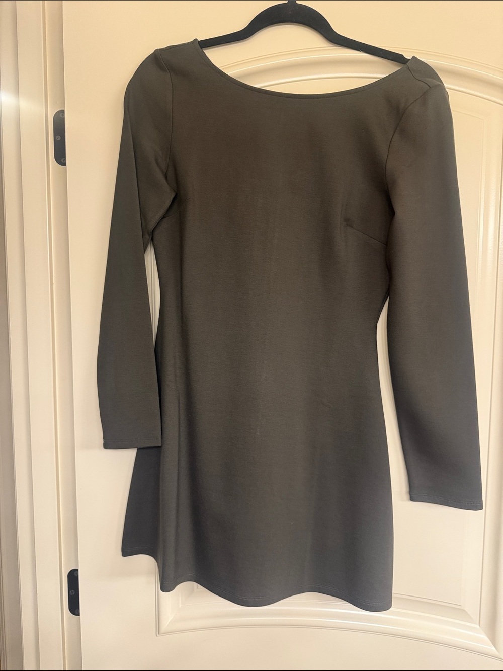 Wilfred Aritzia Long Sleeve Olive Green Boatneck Dress